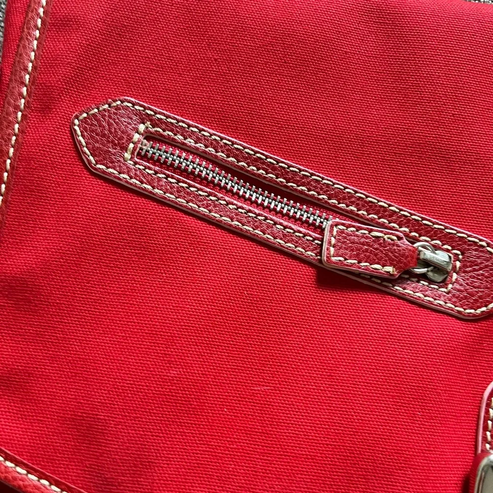 NWOT Isabella Fiore Red Diaper Bag - Picture 10 of 16
